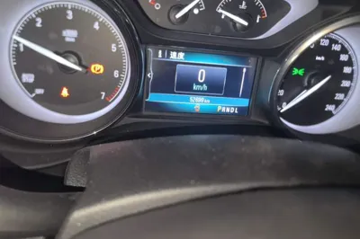 Buick Envision 2018, 52700 км, за 11421 USD - фото 11
