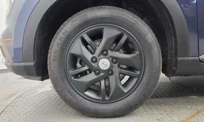Hyundai Venue 2020, 102238 км, за 7735.81 USD