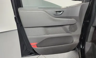 Hyundai Staria 2022, 61005 км, за 20283.58 USD - фото 24