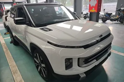 Geely Auto icon 2023, 15600 км, за 9808 USD