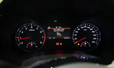 Kia K3 2023, 53376 км, за 9107.48 USD - фото 8