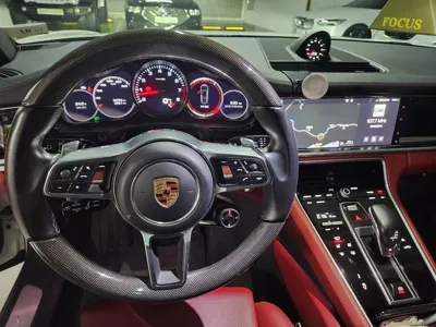 Porsche Panamera 2019, 77000 км, за 49510.88 USD - фото 18
