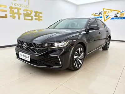 Volkswagen Passat · 2022 год