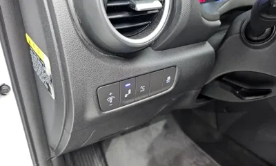 Hyundai Kona 2018, 114825 км, за 28937.93 USD - фото 20
