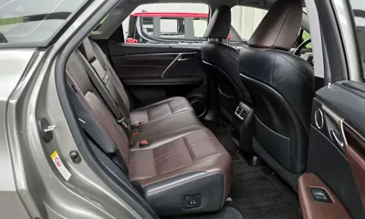 Lexus RX 2019, 74238 км, за 32496.9 USD - фото 12