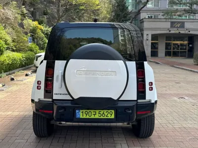 Land Rover Defender 2025, 8000 км, за 63163.35 USD - фото 8