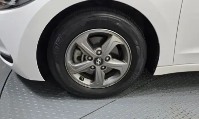 Hyundai Avante 2016, 81983 км, за 5251.41 USD