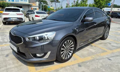 Kia K7 2013, 76672 км, за 5211.73 USD