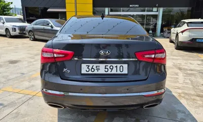 Kia K7 2013, 76672 км, за 5211.73 USD