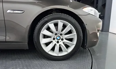 BMW 5-Series 2013, 160492 км, за 3835.4 USD