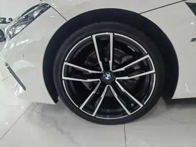 BMW Z4 2021, 29000 км, за 36329.19 USD
