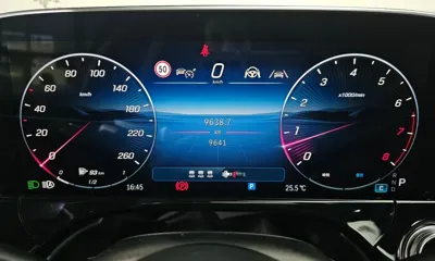 Mercedes-Benz E-Class 2025, 9641 км, за 57765.53 USD - фото 8