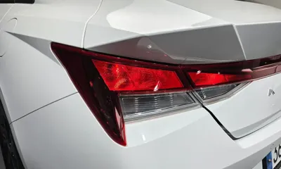 Hyundai Avante 2023, 23562 км, за 12410.43 USD - фото 23