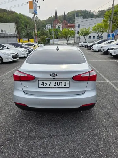 Kia K3 2015, 62324 км, за 4493.06 USD