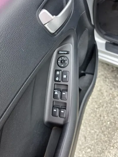 Kia K3 2015, 62324 км, за 4493.06 USD - фото 6