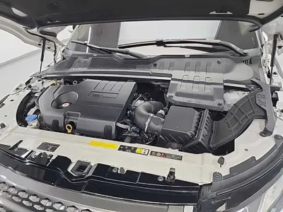 Land Rover Range Rover Evoque 2017, 104142 км, за 8143.33 USD