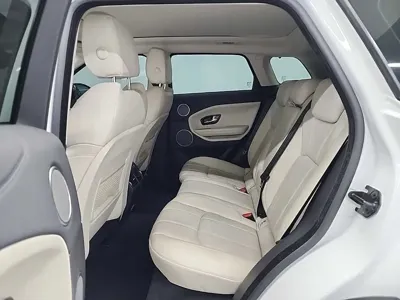 Land Rover Range Rover Evoque 2017, 104142 км, за 8131.68 USD - фото 12