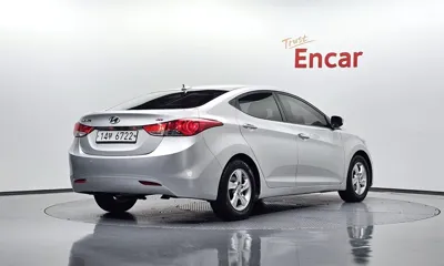 Hyundai Avante 2013, 39149 км, за 4030.42 USD
