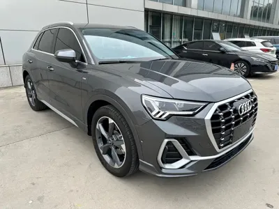 Audi Q3 2022, 7000 км, за 32930.5 USD