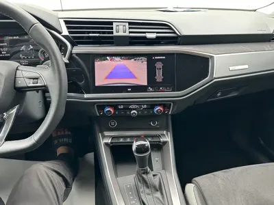 Audi Q3 2022, 7000 км, за 32930.5 USD - фото 6