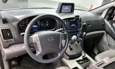 Hyundai Starex 2017, 24212 км, за 18983.18 USD - фото 7