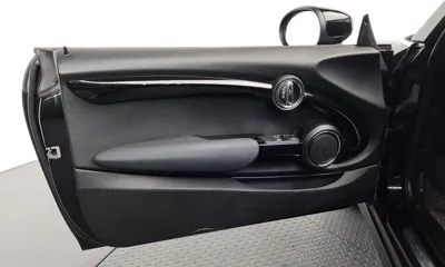 MINI Cooper 2020, 56132 км, за 11946.96 USD - фото 24