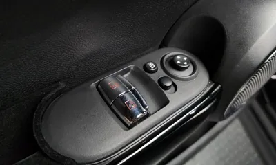 MINI Cooper 2020, 56132 км, за 11946.96 USD - фото 29