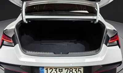 Hyundai Avante 2024, 40999 км, за 14047.53 USD - фото 20