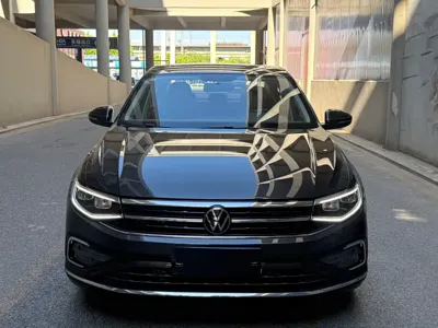 Volkswagen Bora 2023, 11000 км, за 12820.35 USD