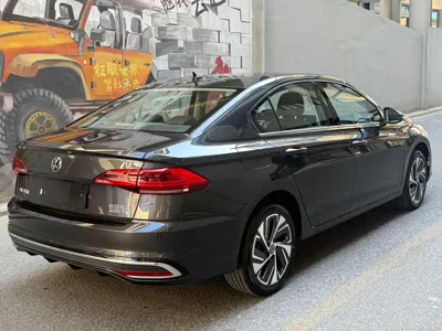 Volkswagen Bora 2023, 11000 км, за 12820.35 USD