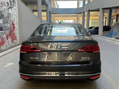 Volkswagen Bora 2023, 11000 км, за 12820.35 USD