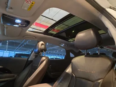 Hyundai Grandeur 2015, 166871 км, за 4791.91 USD - фото 19