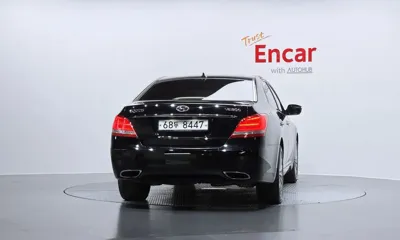 Hyundai Equus