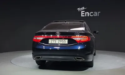 Hyundai Grandeur 2013, 87364 км, за 4362.83 USD