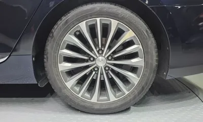 Hyundai Grandeur 2013, 87364 км, за 4362.83 USD