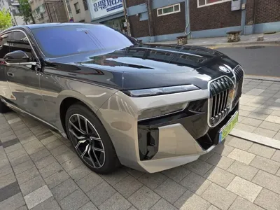 BMW i7 · 2026 год