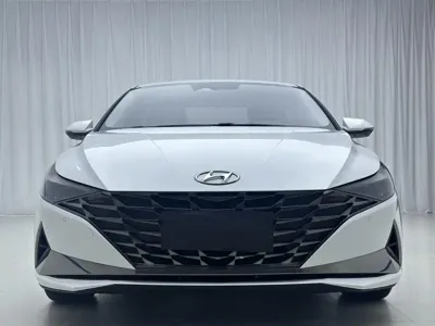 Hyundai Elantra 2023, 15000 км, за 15126.25 USD