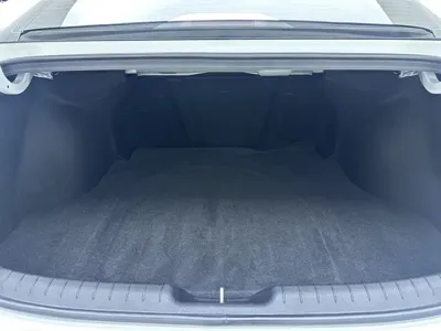 Hyundai Elantra 2023, 15000 км, за 15126.25 USD - фото 21