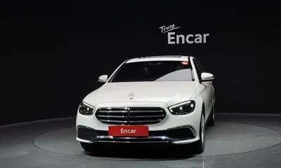 Mercedes-Benz E-Class 2022, 36976 км, за 27697.01 USD