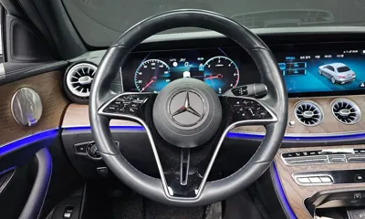Mercedes-Benz E-Class 2022, 36976 км, за 27697.01 USD - фото 13