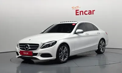 Mercedes-Benz C-Class · 2018 год