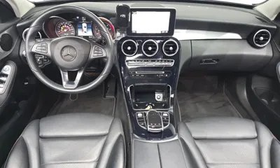 Mercedes-Benz C-Class 2018, 63704 км, за 10831.04 USD - фото 7
