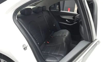 Mercedes-Benz C-Class 2018, 63704 км, за 10831.04 USD - фото 11