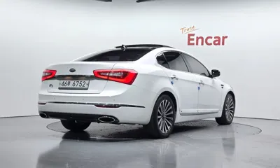 Kia K7 2013, 108249 км, за 3903.2 USD