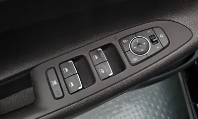 Hyundai Grandeur 2019, 81545 км, за 8139.61 USD - фото 13