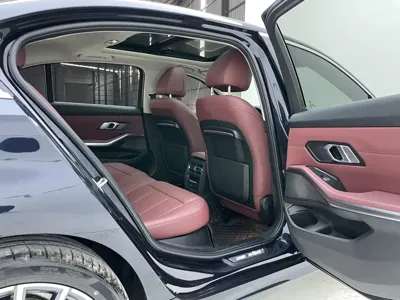 BMW 3 Series 2022, 31000 км, за 29399.08 USD - фото 27