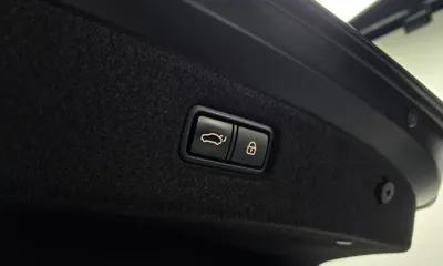 Genesis G90 2019, 93512 км, за 21368.09 USD - фото 27