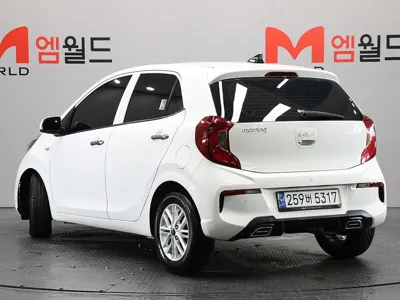 Kia Morning 2022, 55417 км, за 5863.2 USD