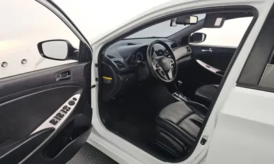 Hyundai Accent 2012, 76960 км, за 3902.28 USD - фото 10