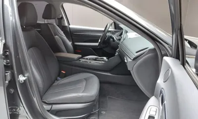 Hyundai Sonata 2022, 56677 км, за 10423.46 USD - фото 26